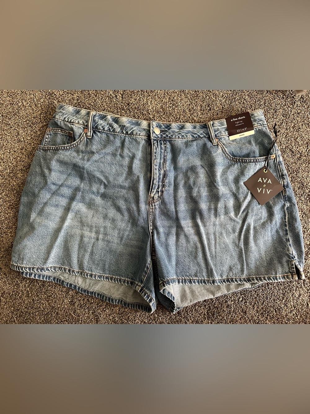 Women’s Plus Jean Shorts